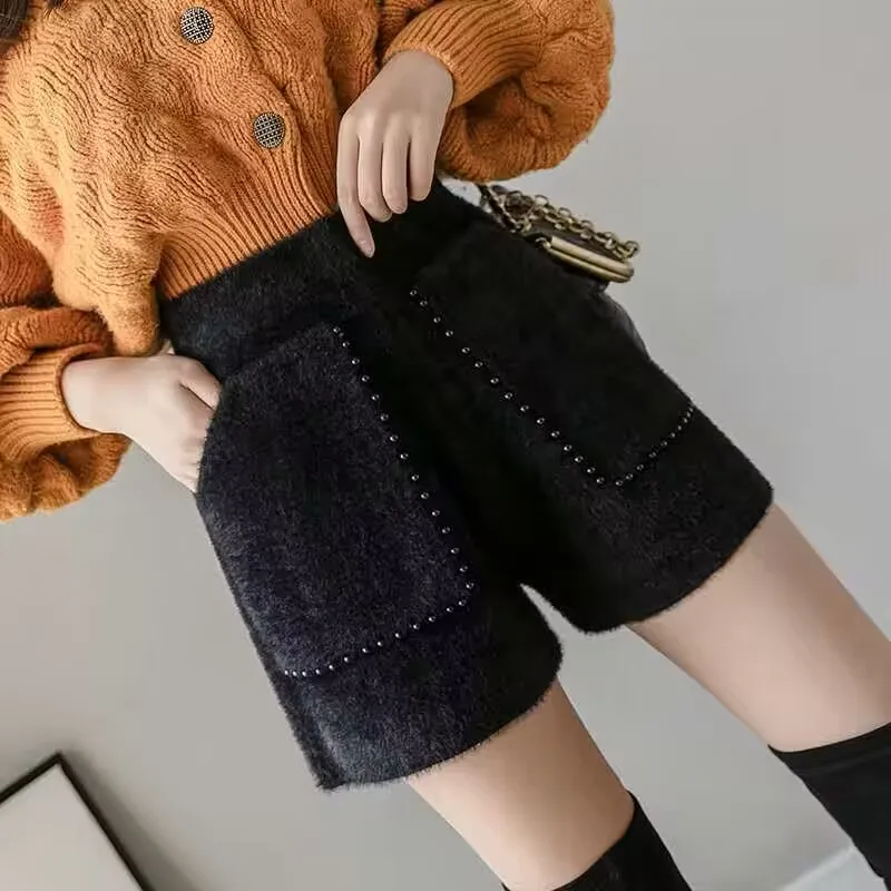 2023 elastische High Taille Plüsch Shorts Herbst Winter künstliche Nerz Wolle Shorts Frauen Femme Casual Damen Shorts schwarze Stiefel Hose