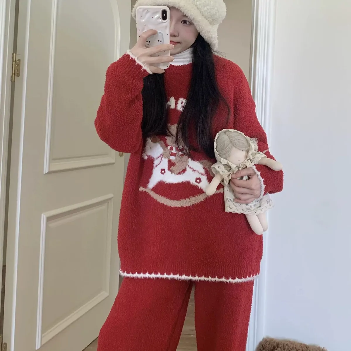 Christmas red cartoon teddy bear sweet and cute pajamas loose fit round neck pullover soft thick lazy style women's home clothes