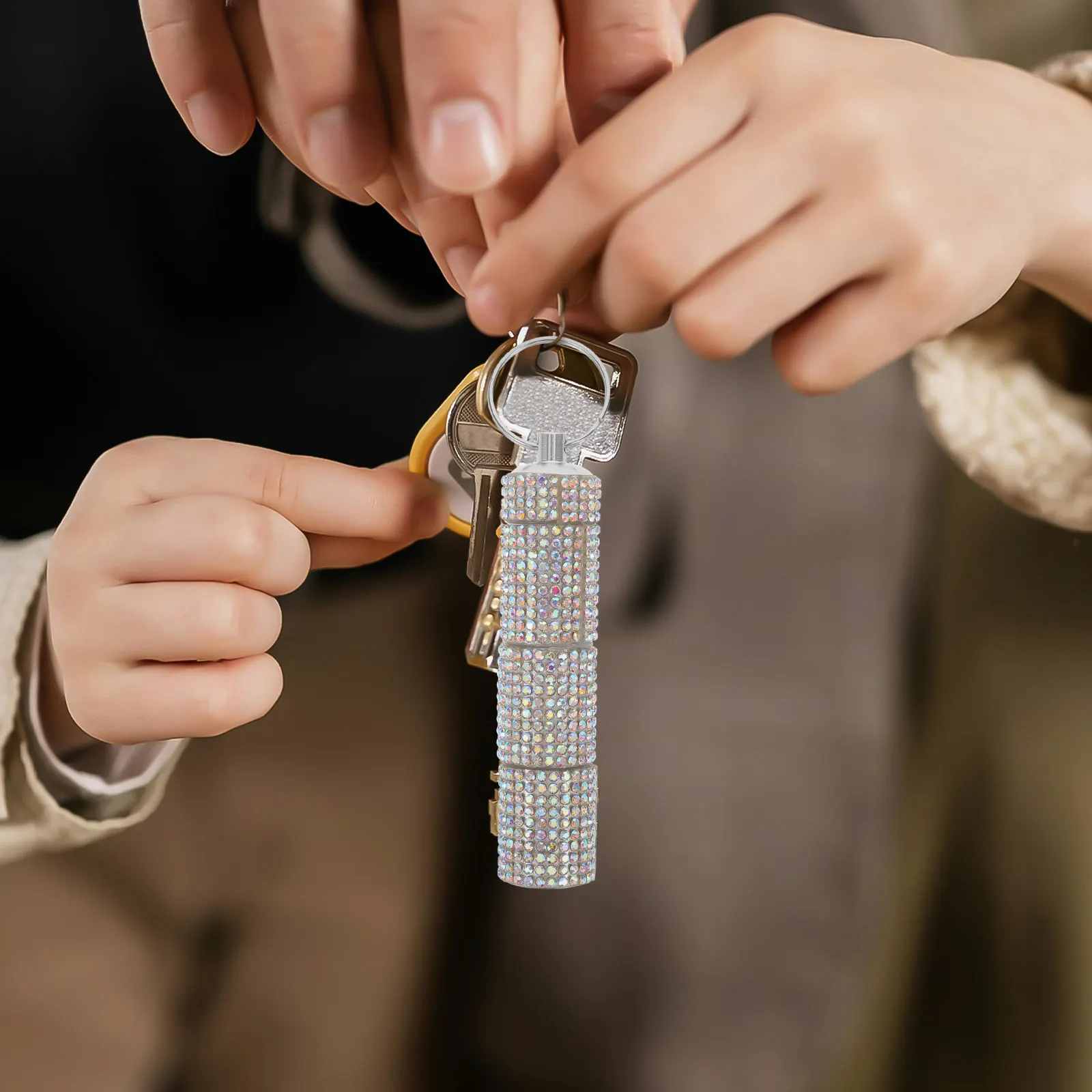 Rhinestone Pill Keychain Holder 3 Compartments Small Metal Pill Case Travel Medicine Organizer Portable Vitamin Holder Keyring