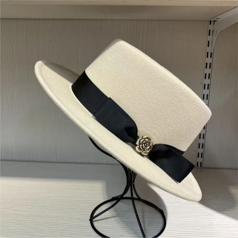 New woolen top hat warm Hepburn-style felt flat