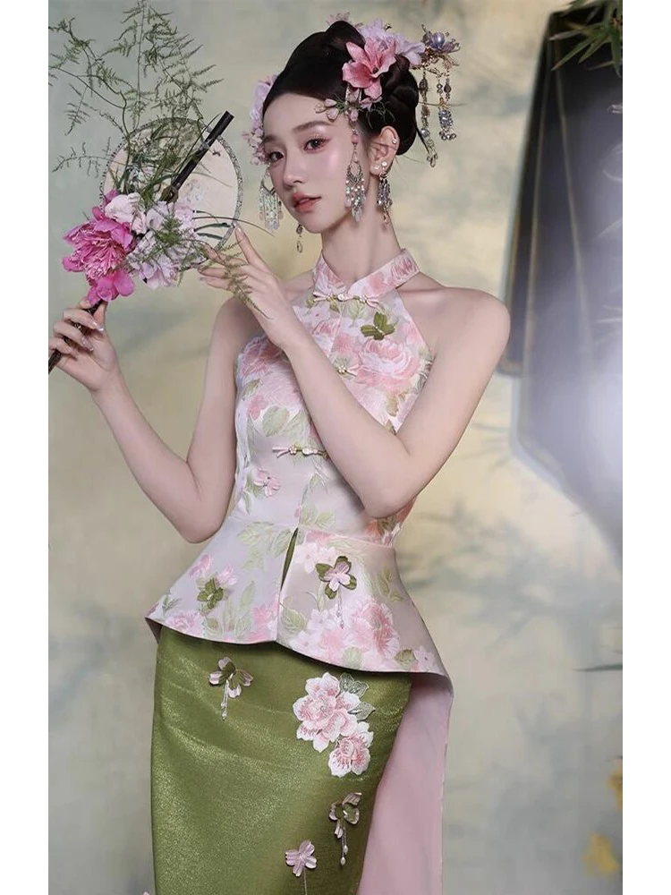 

New Chinese Style Engagement Dress Luxury Minimalist Wedding Gown Neck Hanging Long Skirt for Wedding And Banquet