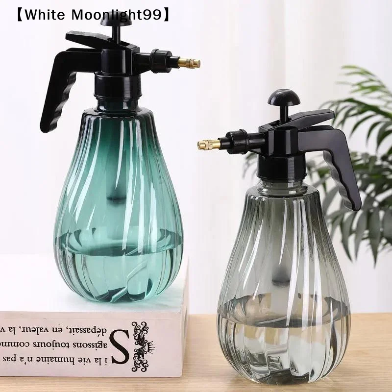 1Pcs Pressurized Spray Bottle 1500ML Car Washing Pressure Spray Pot Auto Clean Pump Sprayer Gardening Tools〔White〕