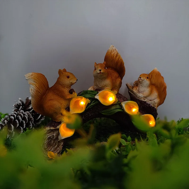 Resin Squirrel Ornaments Simulated Animal Handicrafts Outdoor Garden Decorations