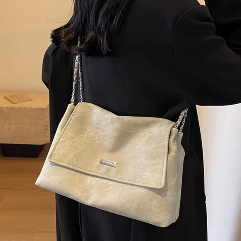 Commuting Women's Large Capacity New Fashionable Niche Texture Chain Shoulder Bag Crossbody Tote Bag