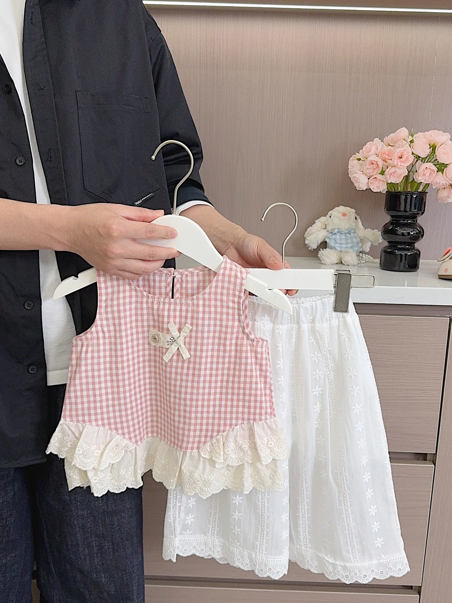 Girls Summer Outfit 2026 New Plaid Lace Trimmed Vest Top Embroidered Tulle Cotton Long Pants Breathable Short Sleeve Student ...