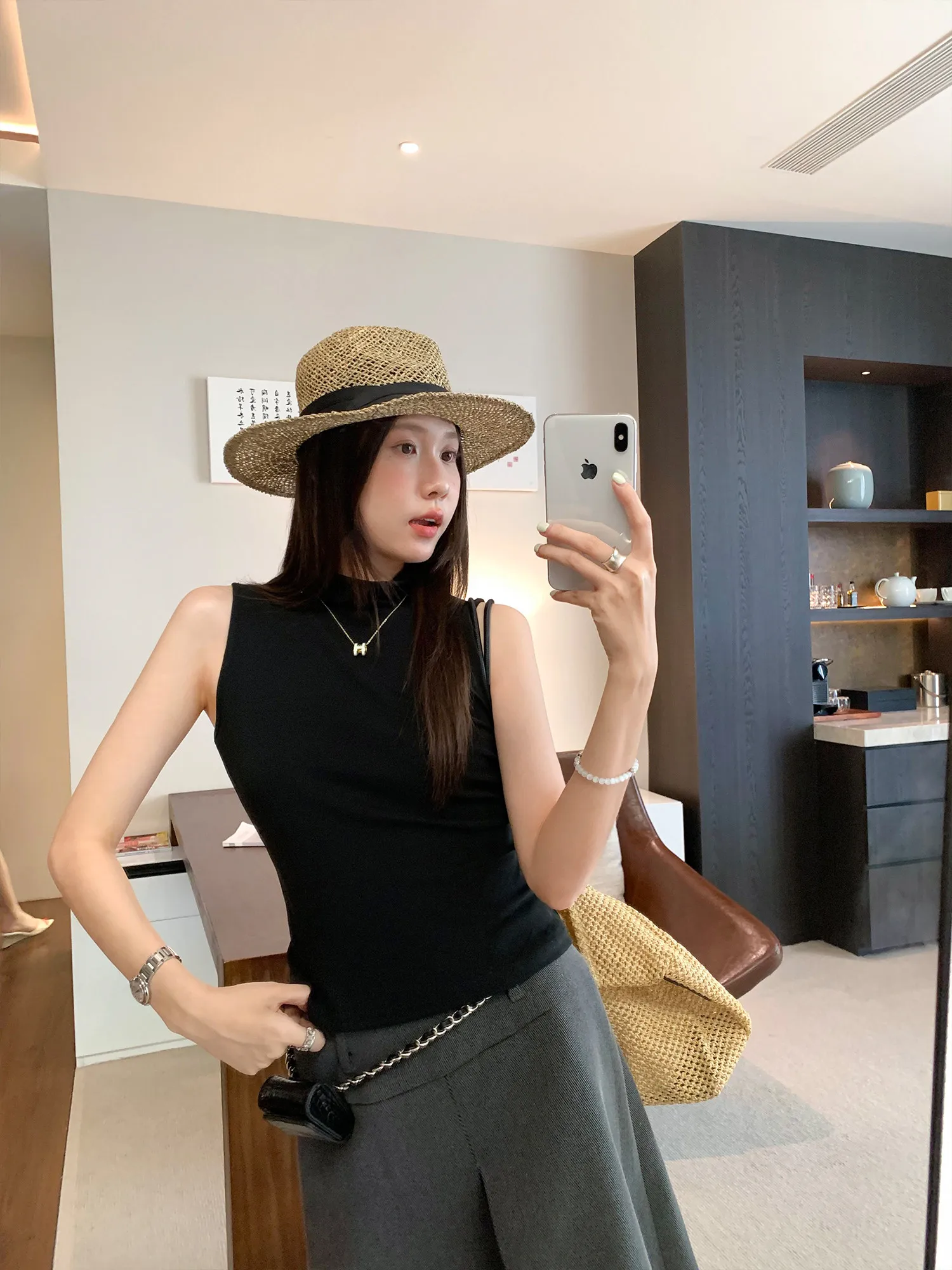 Slim Fit High Collar Vest Women Summer Outdoor Wear Beautiful Sexy Short Top Casual Style Polyester Spandex Blend Short Sleeve