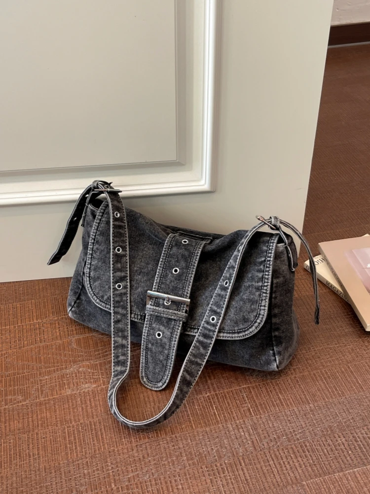 Retro Denim Underarm Crossbody Bag Women's Large Capacity Fashion Casual Commute Simple Shoulder Slanting Bag Trendy