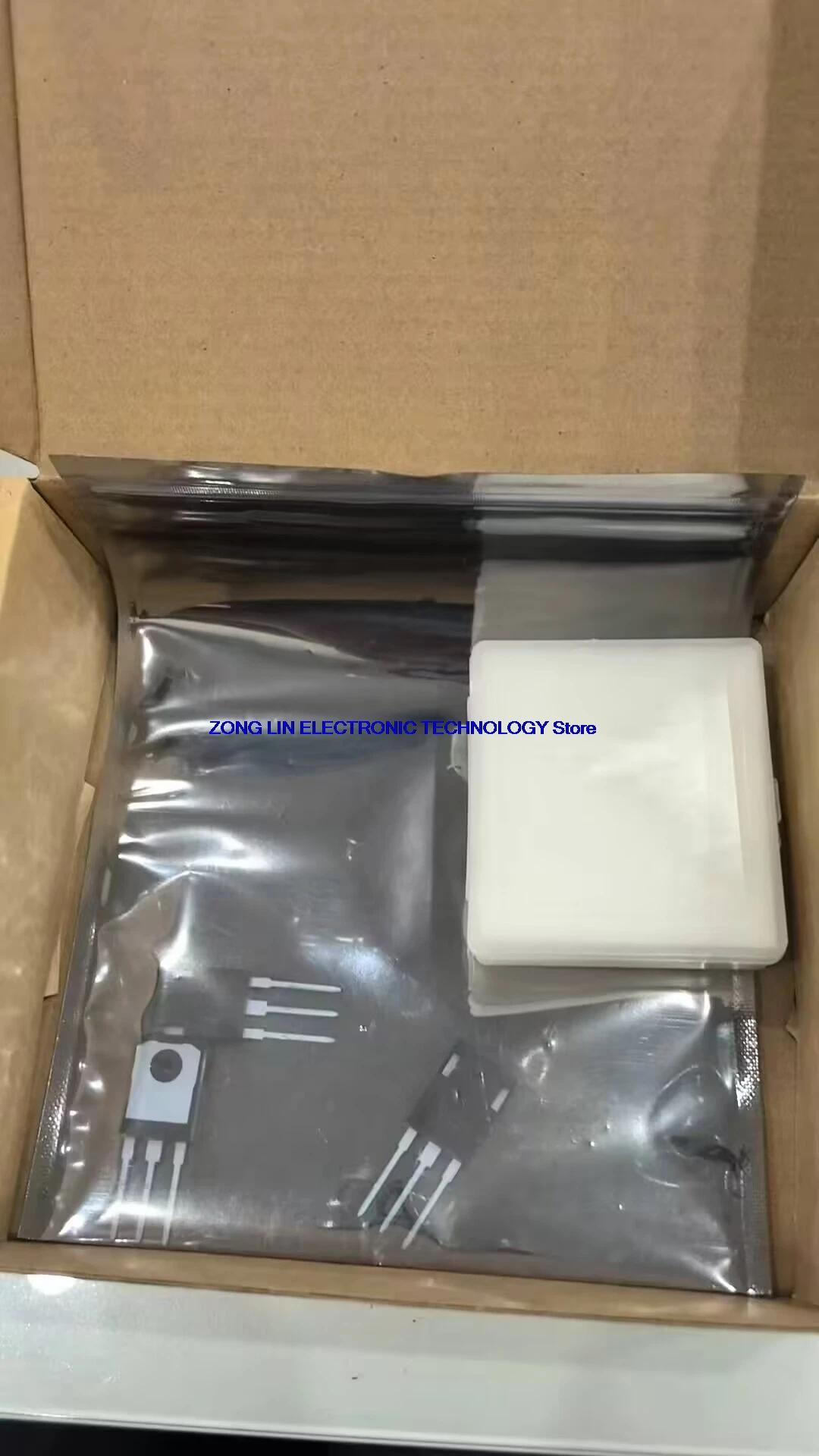 HT20340S HT20340B 400W 10-300MHz 50V replaces MRF300BN RF power amplifier       1PCS -1lot