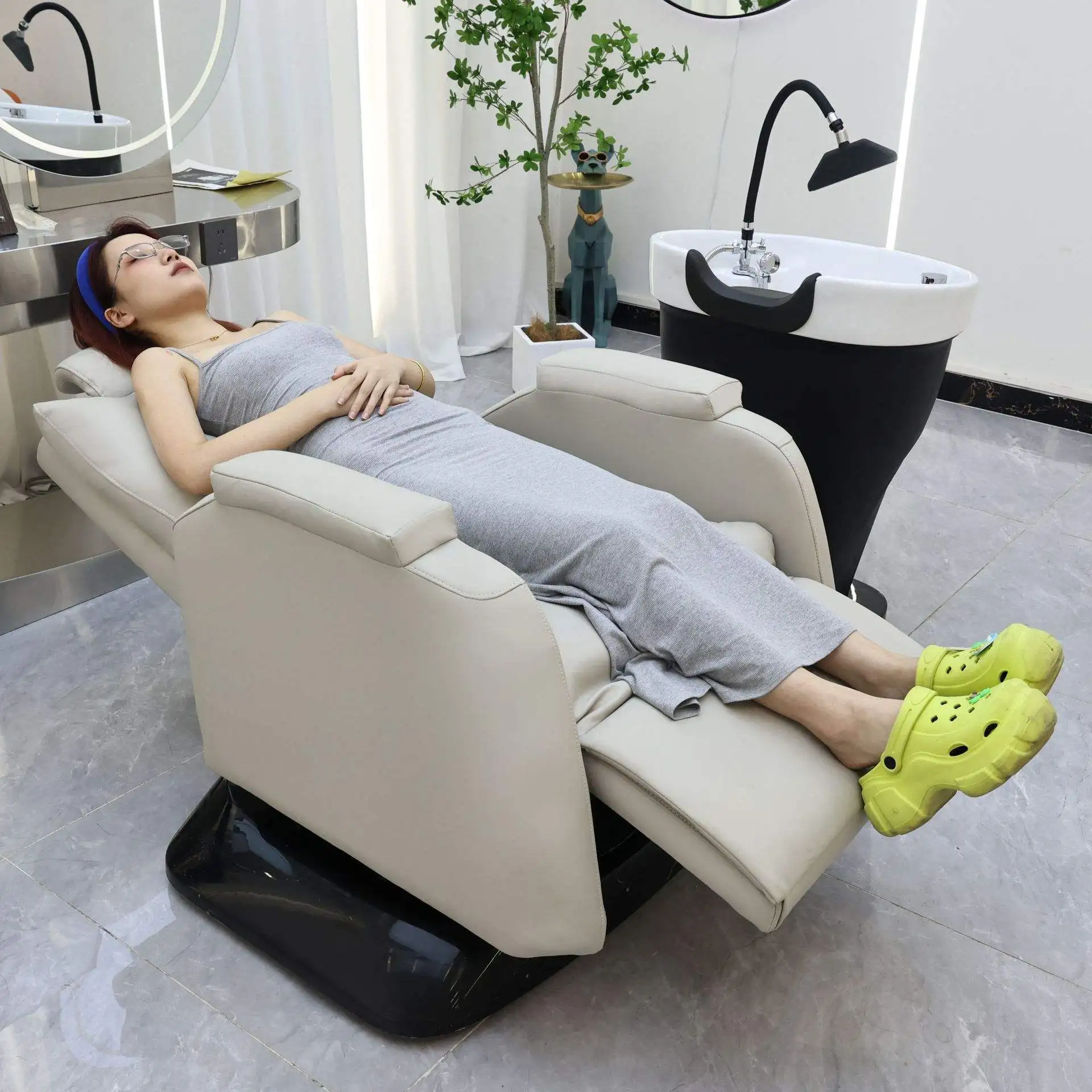Luxury Head Therapy Shampoo Bed 2 in 1 Reclining Head Spa Electric Hair Salon Shampoo Sink and Chair