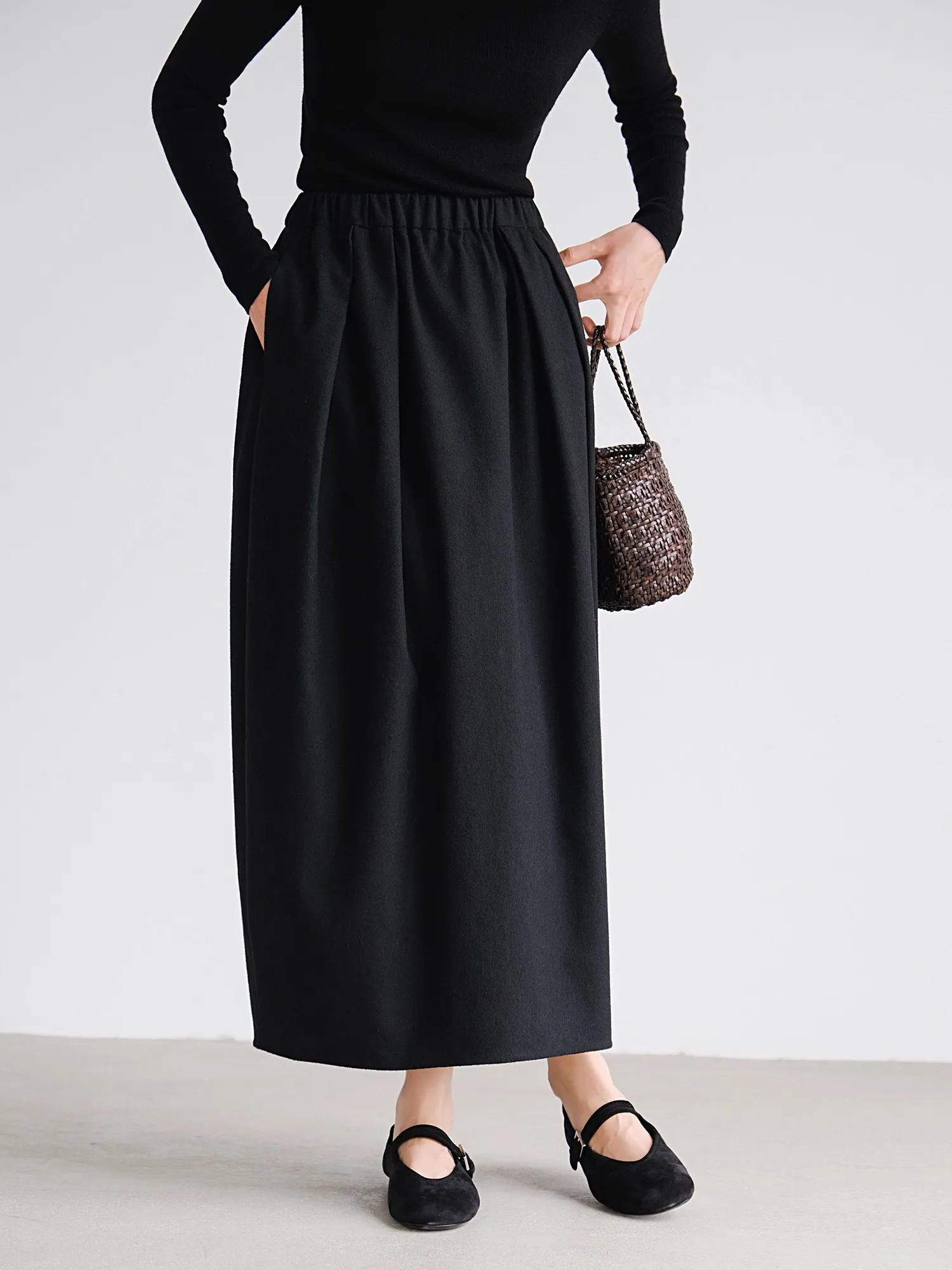 

Женская осенне-зимняя юбка, с разрезным подолом, эластичным поясом и смешанным воротником из овечьей шерсти, в цветочном стиле.