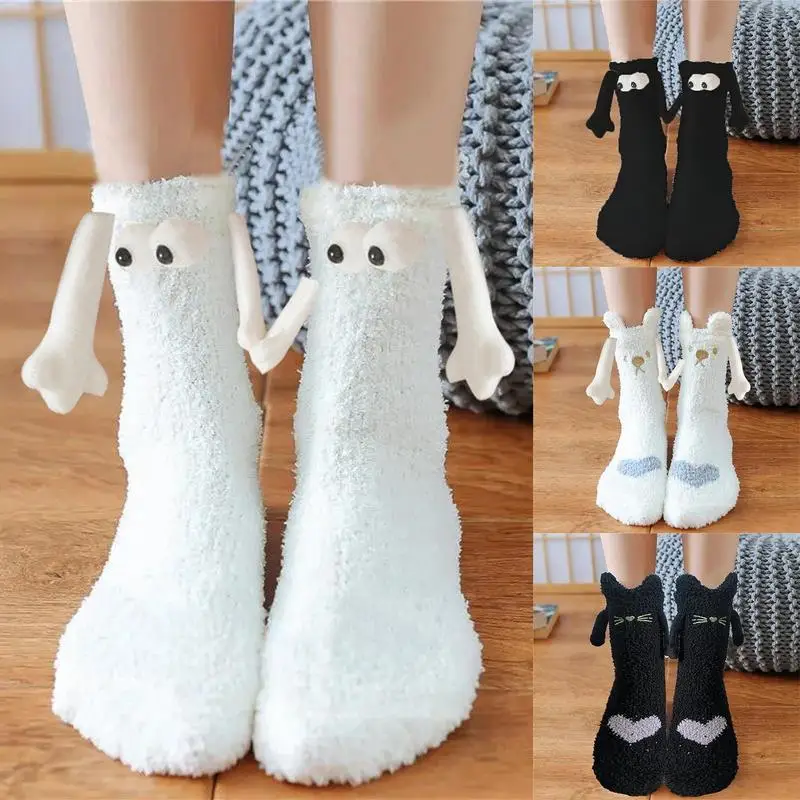 

3D Magnetic Hand in Hand Socks Creative Doll Couple Hand Holding Socks Fashion Funny Cartoon Eyes Pair Friendship Adult Socks