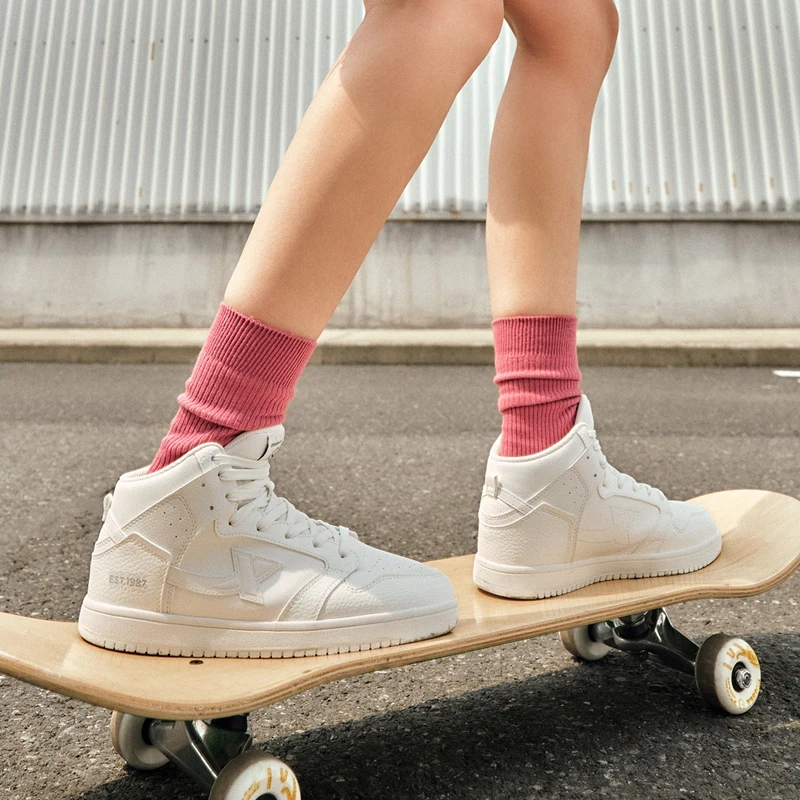 Xtep Skateboarding Shoes Women Non-Slip Wear-Resistant Soft Sports Shoes 2023 Summer Classical Female Sneakers 877318310023