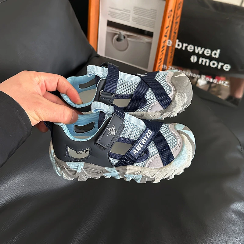 

Spring Thin Mesh Kids Outdoor Sneakers Soft Comfort Sports Shoes For Boys Girls Daily Training