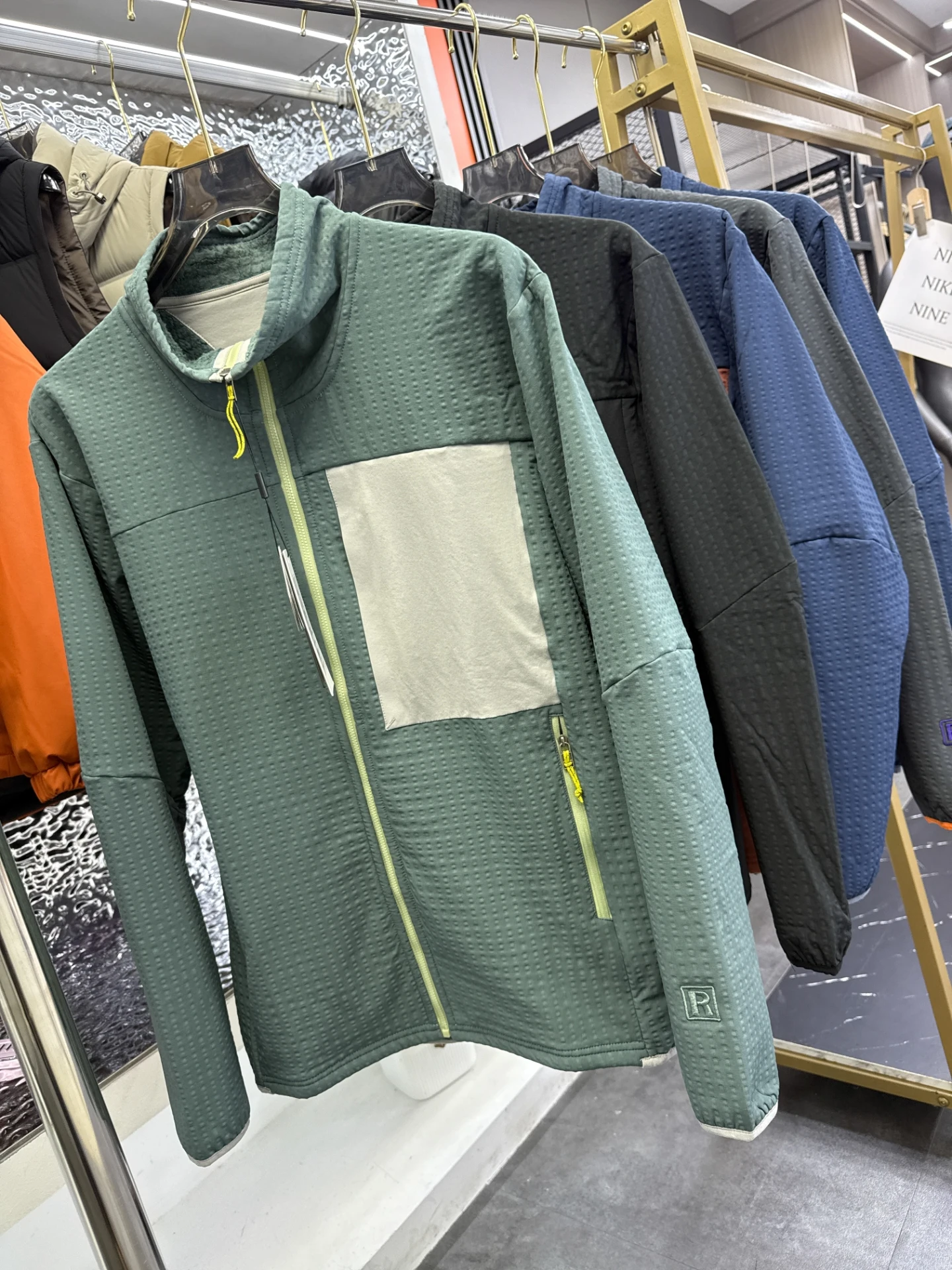 

Outdoor Windproof Lightweight Plaid Fce Warm Men's Stand Collar Zipper Jaet Layering Coat Stand Fit Long Sve