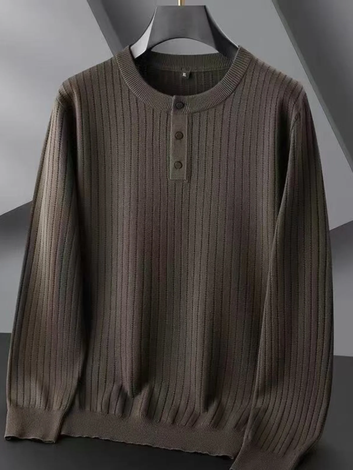 

Faionable Comfortable Men's round Ne Long Sve Sweater Casual Loose Striped Base irt Trendy Autumn New Arrival