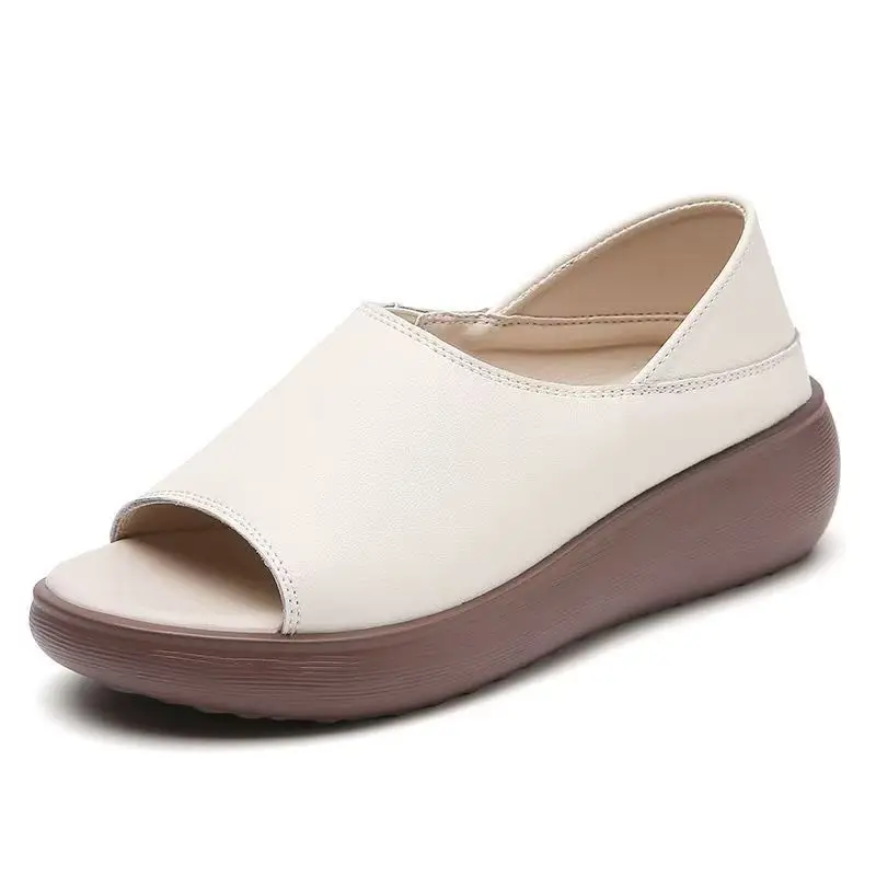 

Женские летние кожаные сандалии с открытым носком на толстой подошве, мягкая подошва, нескользящие слипоны двойного назначения, большие размеры, уличные сандалии на танкетке