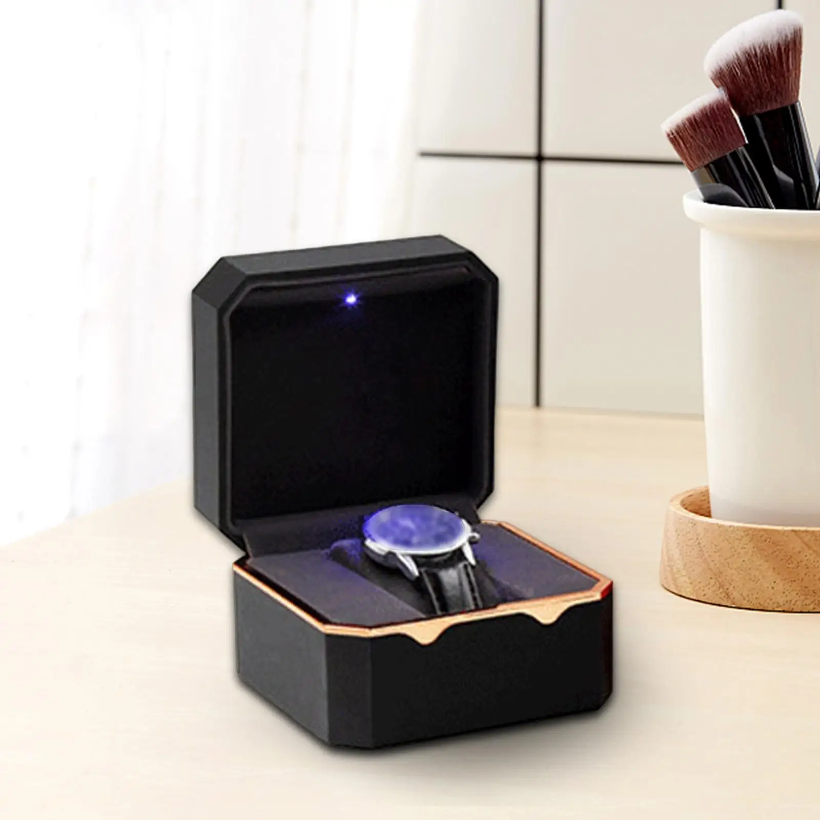1pc LED Light Watch Display Box with Octagonal Gold Edge, Flannel Single Slot Showcase for Jewelry Gift