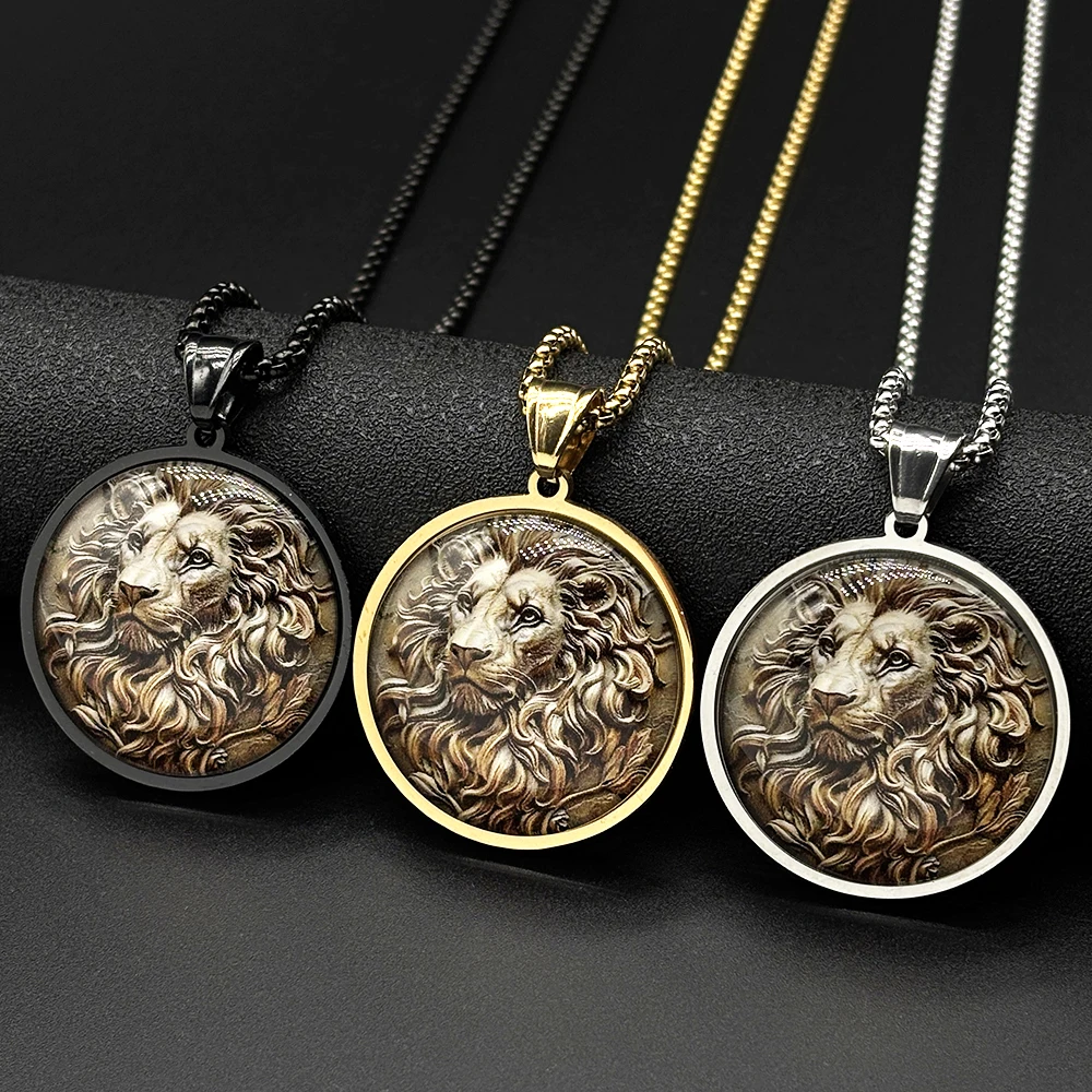 

Vintage Lion King Head Glass Round Medal Pendant Necklace for Women Men Gold Plated Stainless Steel Animal Lover Chain Jewelry