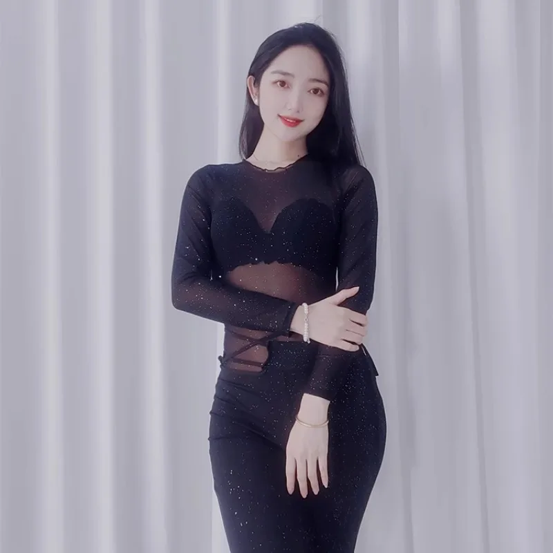 カスタマイズされたベリーダンス衣装シルバージャンプスーツエントリーレベルの基本トレーニングスーツセットプラスサイズの衣装長袖トップ白黒