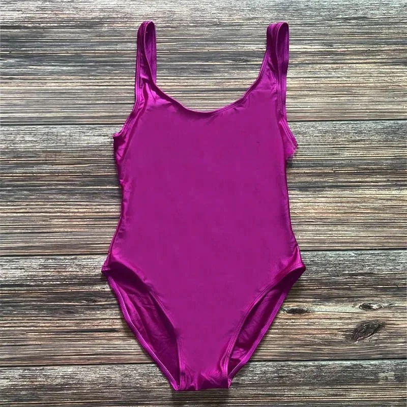

Women's Cleanfit Swimwear Thiened Mid-Length Svel Swimming Suit Blank Design Ladies Faionable Poolwear