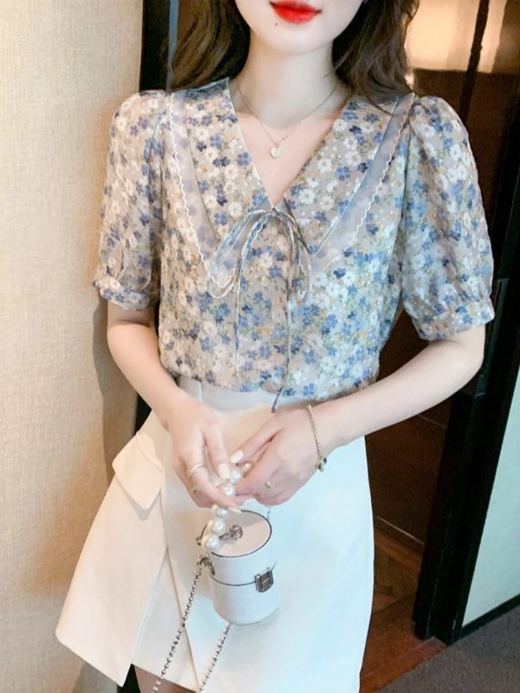 

Шифоновая блузка с цветочным принтом и завязками спереди, V-образным вырезом, воротником с рюшами, коротким рукавом, в стиле французского винтажа, летняя рубашка для женщин