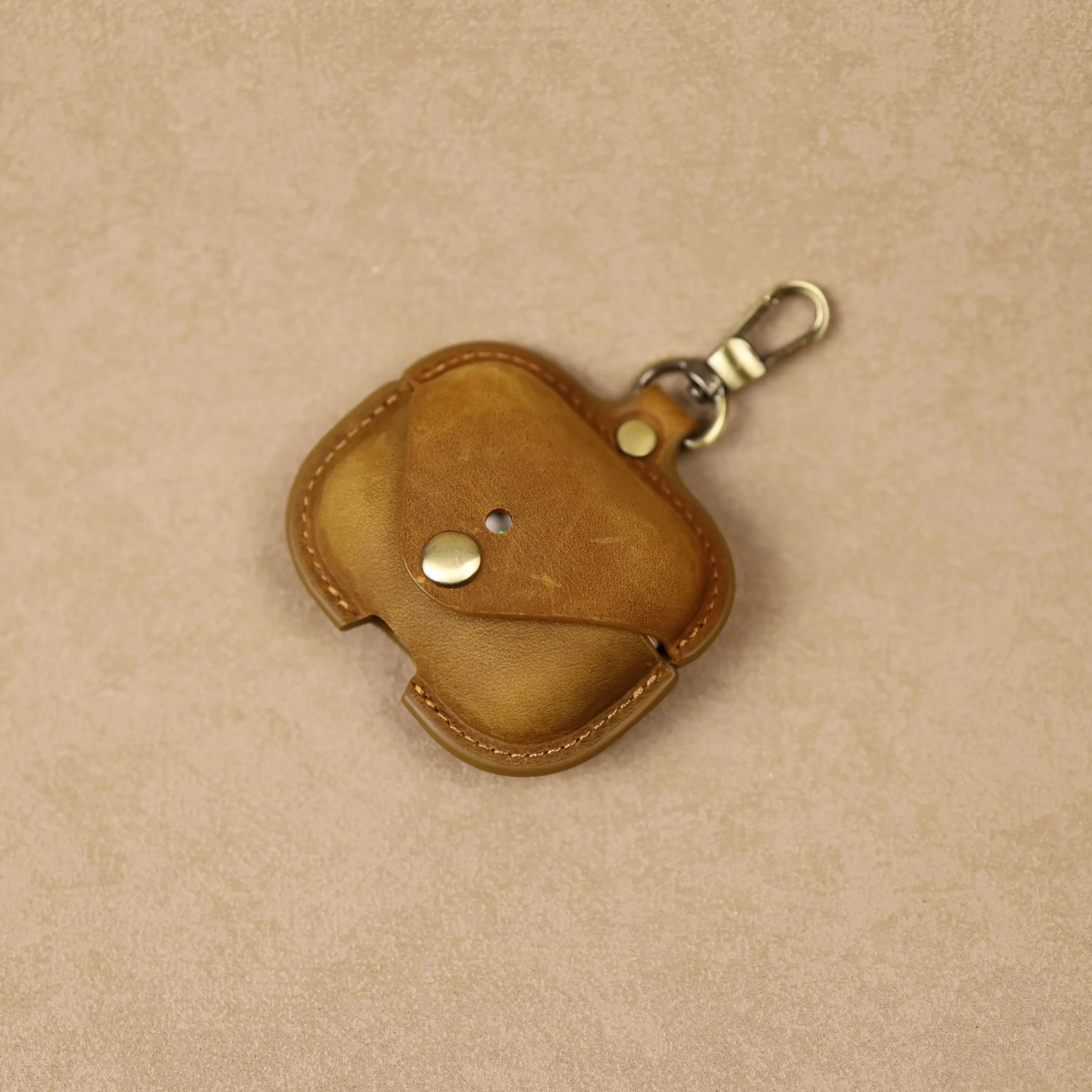 

Apple AirPods Pro 3 Case 2025 New – Real Leather Protective Case for AirPods Pro 3rd Generation