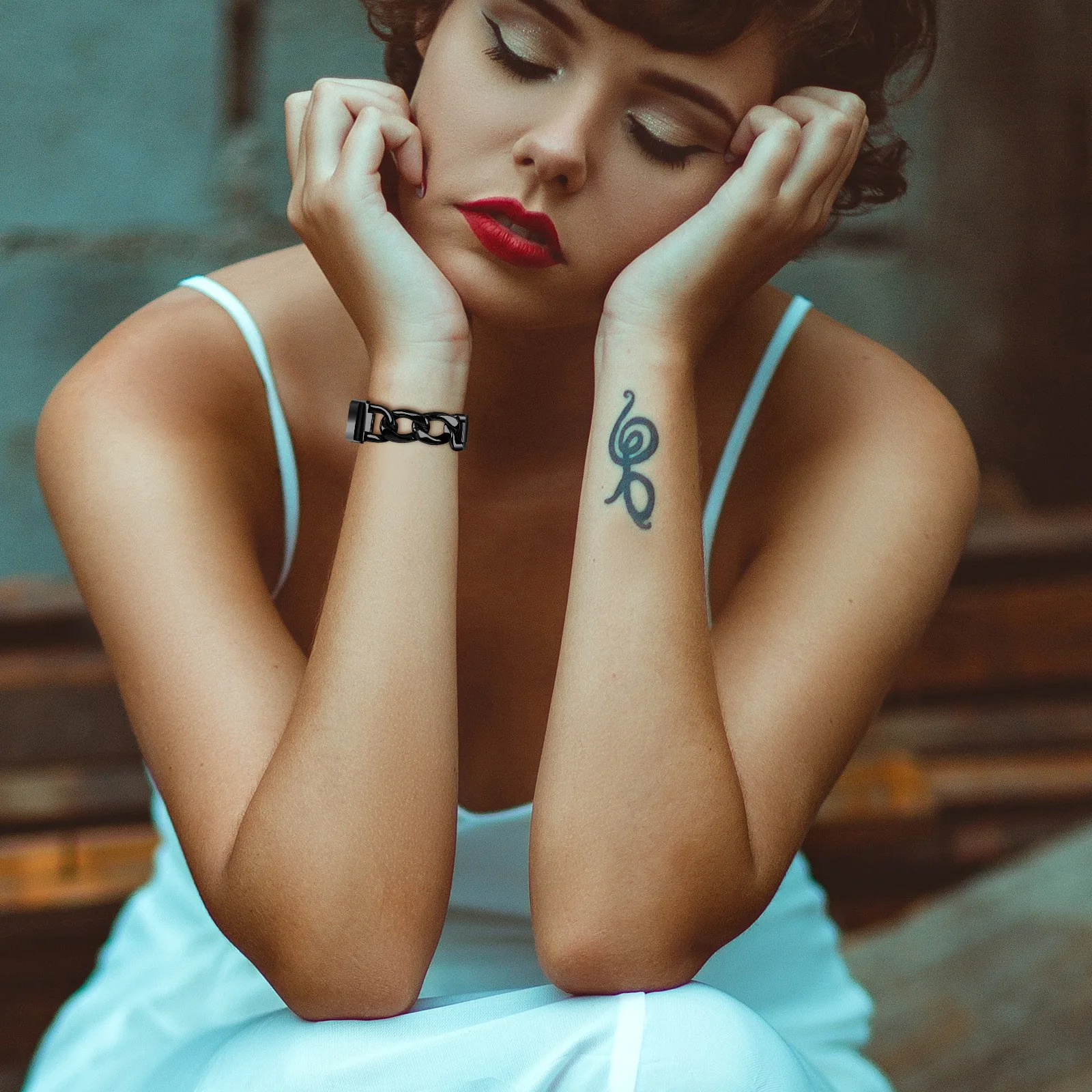 Kette Edelstahlarmband für Fitbit Charge5/6 Stilvolle Denim-Kette Metall-Schnellverschlussband