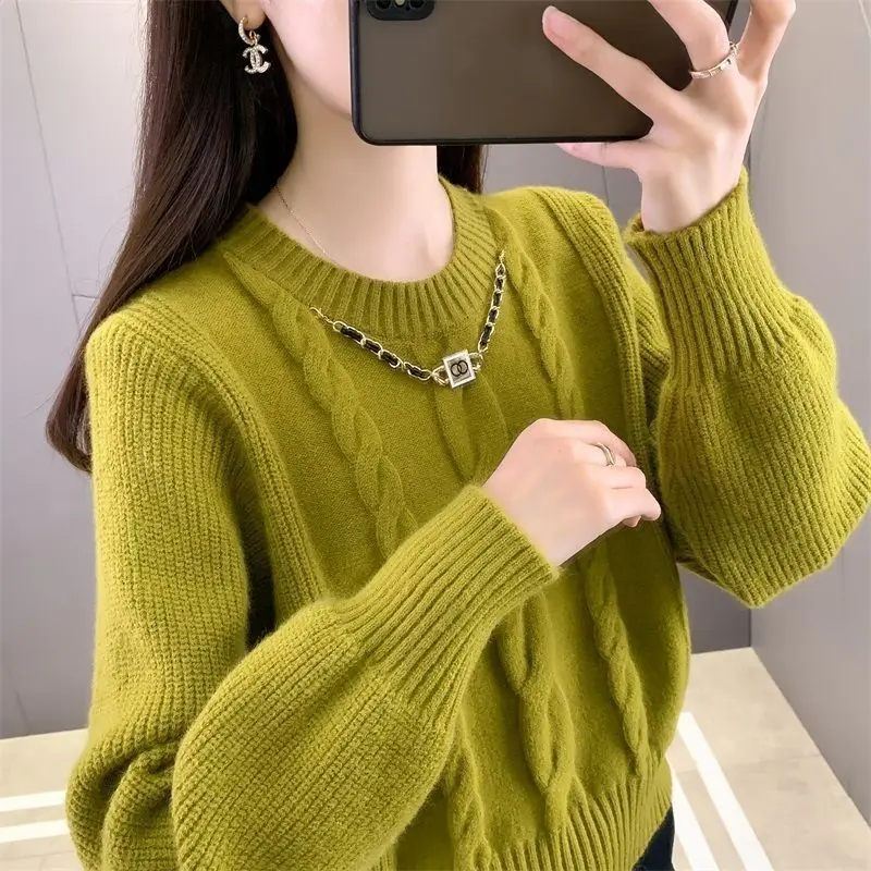 New Autumn and Winter Fashion Trend Solid Fried Dough Twists Round Neck Loose Versatile Western Women\'s Long Sleeve Sweater