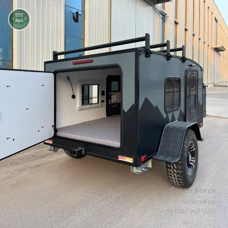 Chinese-Made Off-Road Camper Trailer - Flat-Roof Design, Triple-Bed Layout, and Leisure-Oriented Build