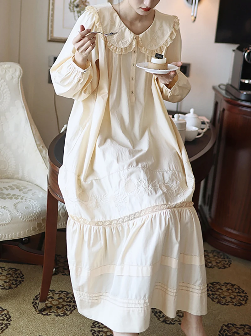 Apricot Women Vintage Fairy Nightgown Princess Sweet Girls French Nightgown Autumn Cotton Embroidered Pajamas Sleepwear