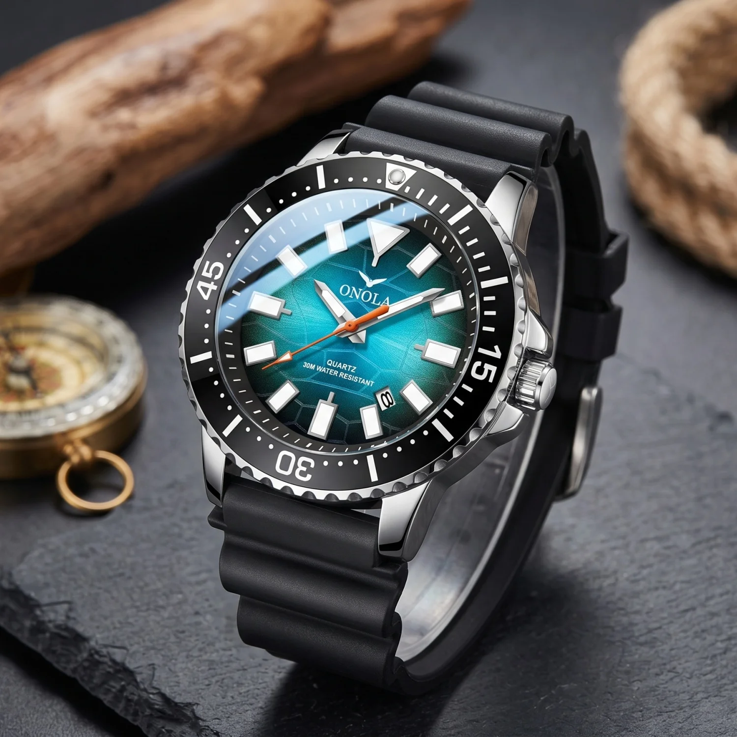 ONOLA Men's Quartz Watch Silicone Strap Date Display Waterproof Night Light Function Sports Watch, Gift for Friends
