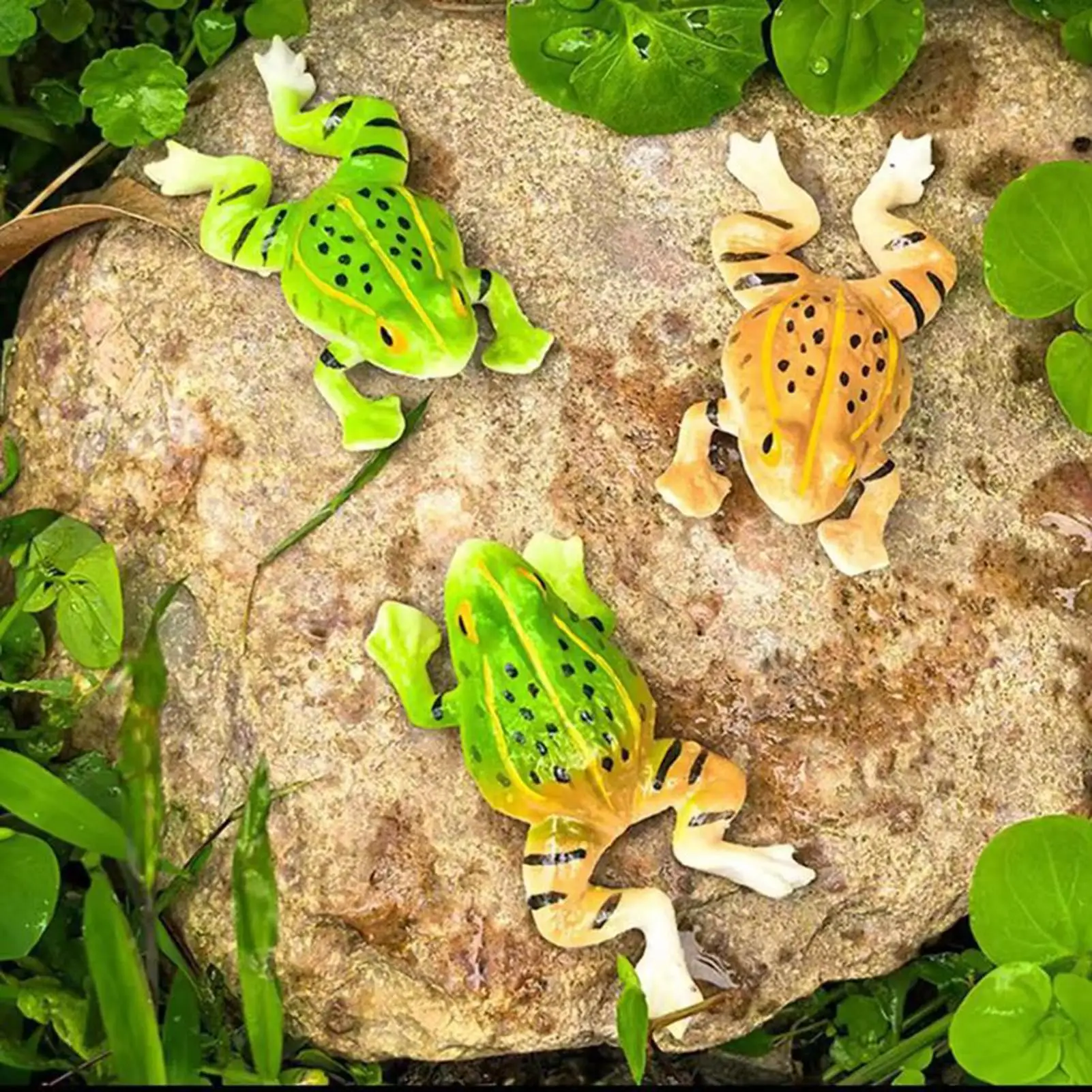 3PCS Realistic Resin Floating Frogs Pond Pool Decorative Animal Sculpture, Garden Patio Lawn Outdoor Backyard Decor
