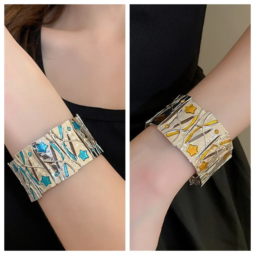 

Hand Ring Star Alloy Bracelet Blue/Yellow Korean Design Sense Square Star Bangle Vintage Jewelry Gifts Women's Hand Bracelet