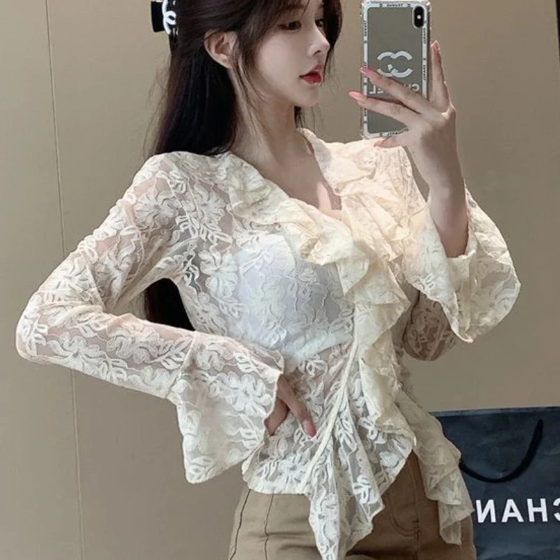 Lace Shirts Women Ruffled Flare Sleeve Hot Sweet Spring Female Print All-match Casual Fashion Ulzzang Aesthetic Slim Ins Simple