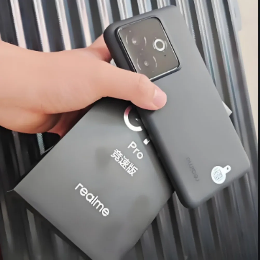 Рисунок 6 - Китайская версия Realme GT 7 Pro