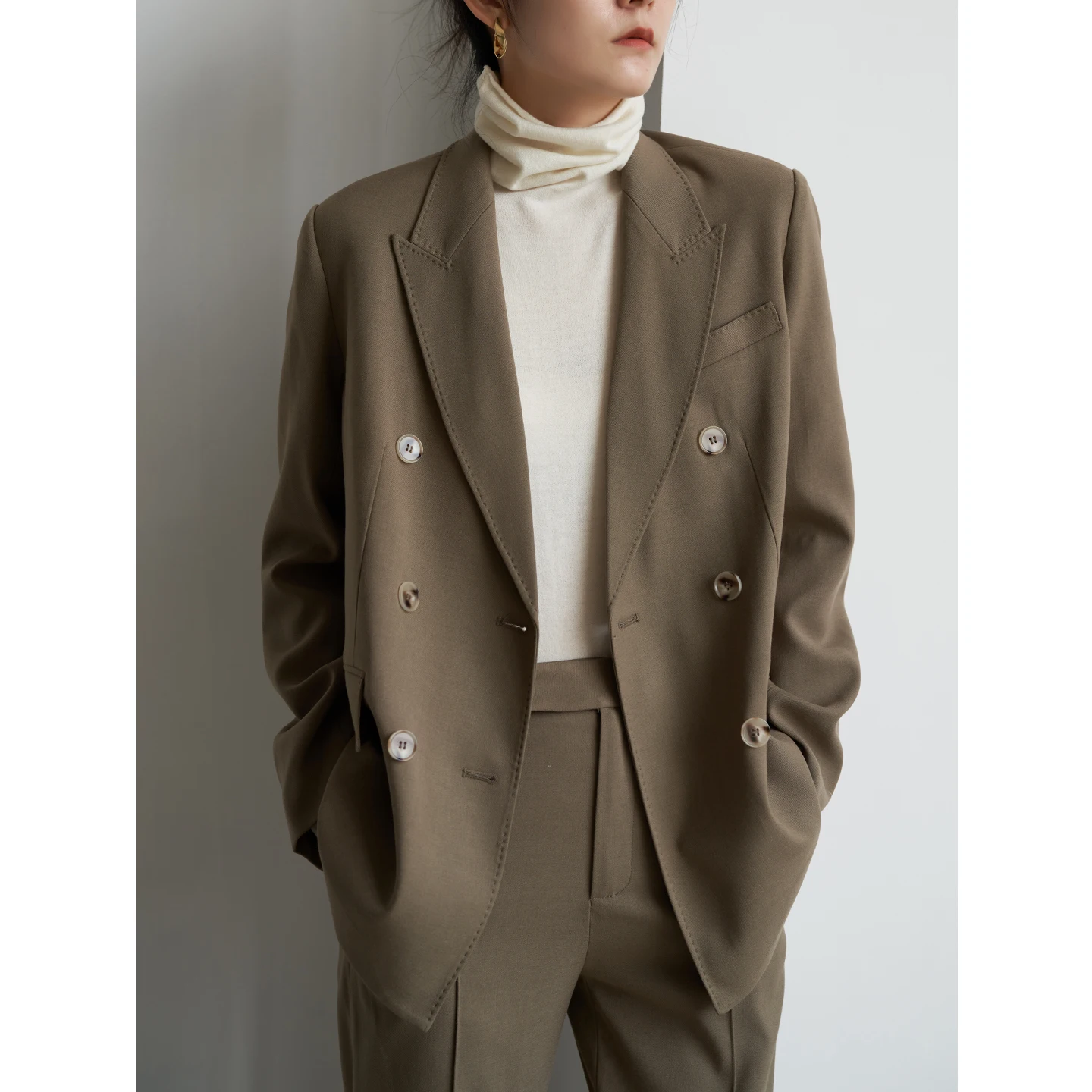 

Женский шерстяной пиджак H-образного силуэта с 3D-эффектом похудения, двубортный, с длинными рукавами, для весны и осени, для повседневной носки