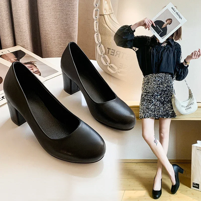 2024 Spring Autumn Large Size Single Shoes Women's Shallow Mouth Fashion Solid Color Simple and Comfortable Small Leather Shoes