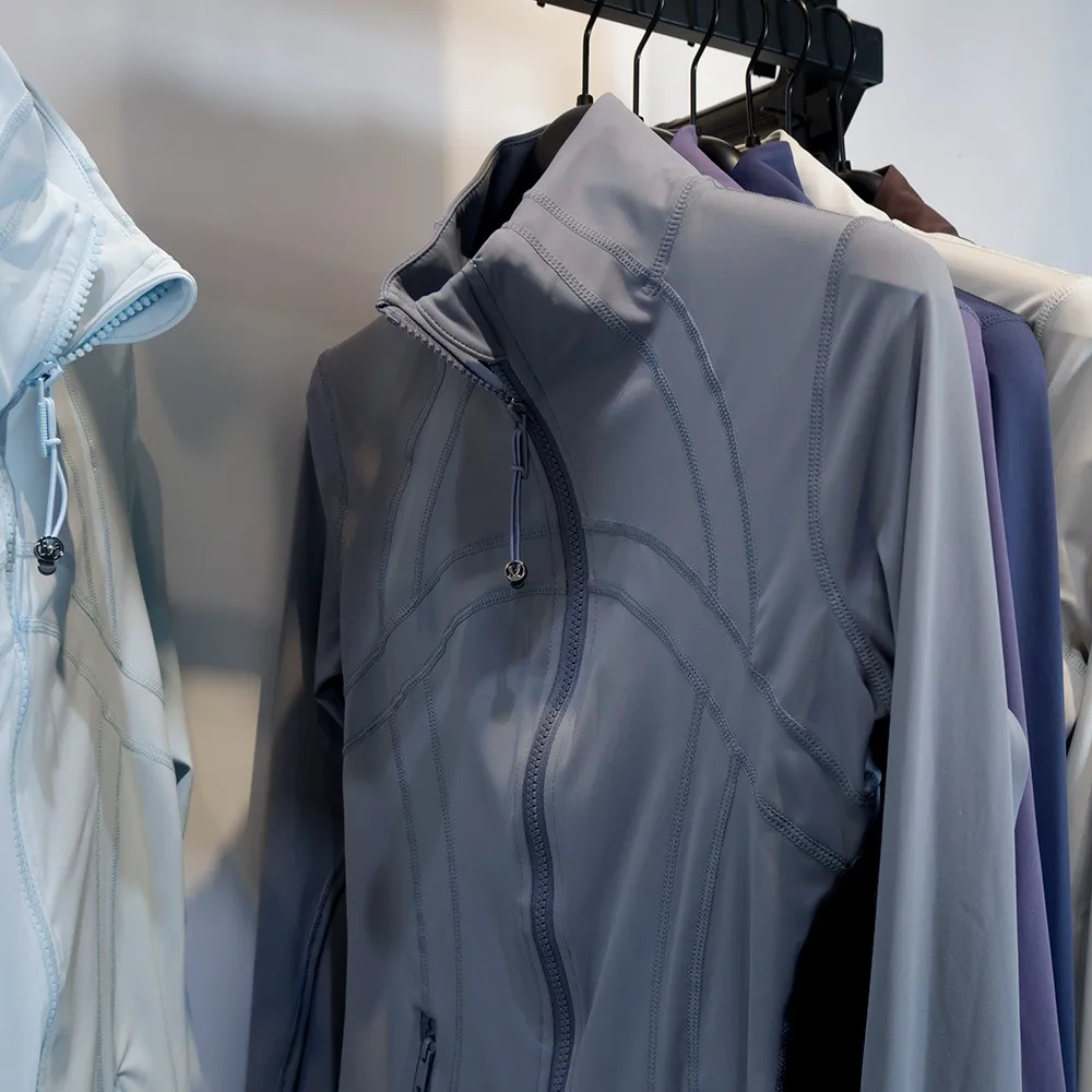 Damen-Stehkragenjacke mit Reißverschluss, Hautfreundliches Gefühl, Hohe Dehnbarkeit, Feuchtigkeitsaufnahme und Schweißableitung, Schlanke Passform – Detail 16