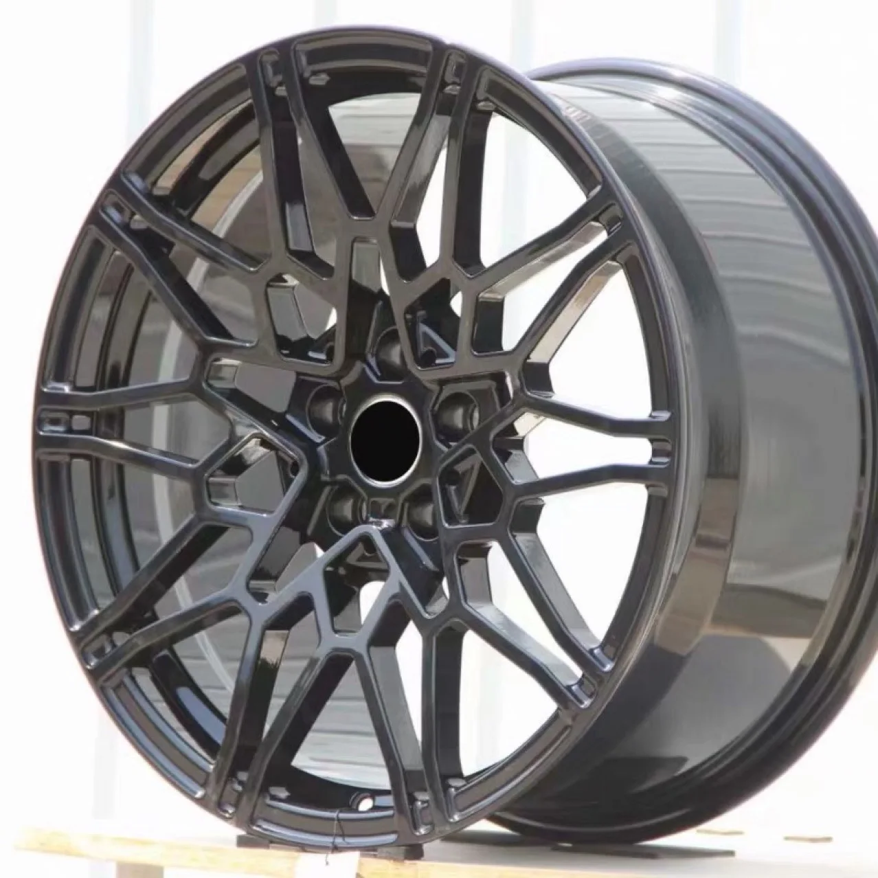 

Car Wire Wheel Car Passenger Wheels Four Hole 13 14 15 16 17 18 19 5 105 4x100