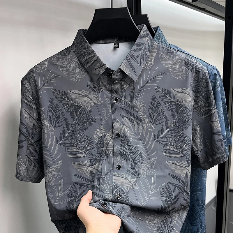 

High End Ice Silk Short Sleeved Floral Shirt for Men's Summer Chinese Style Dad Top Trendy Casual Half Sleeved Shirt