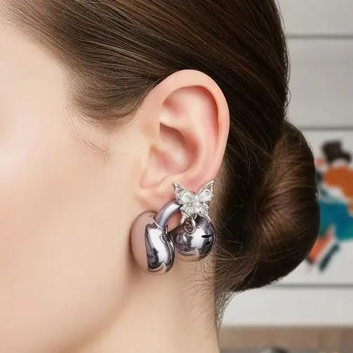 Clip On Open Ear Wireless Earbuds With Butterfly Crystal With Chain Decor Comfortable For Daily Use Gifts