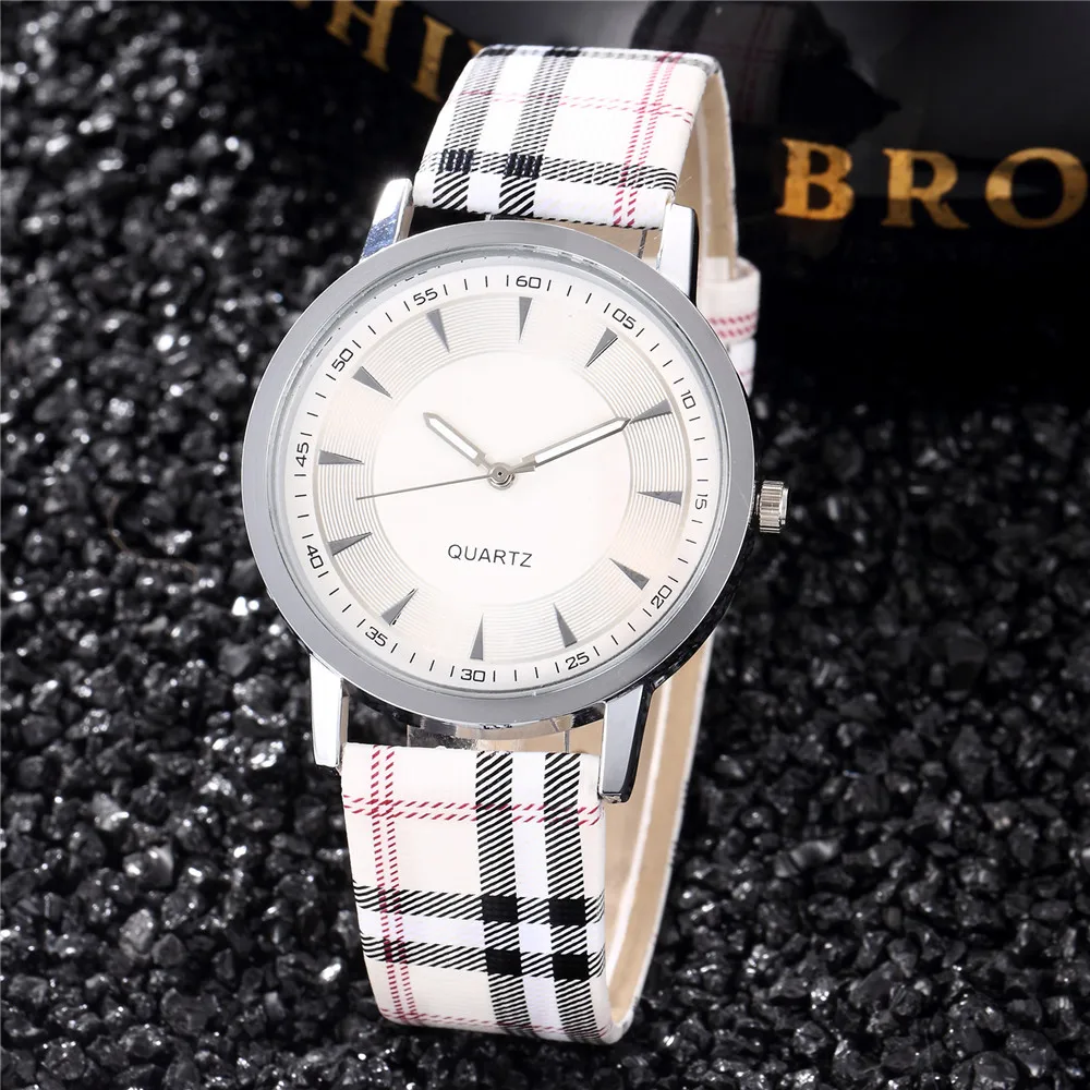 Fashion Women\'s Quartz Watches Black White Dial Analog Ladies Wristwatch Leather Strap Casual Simple Female Clock montre femme