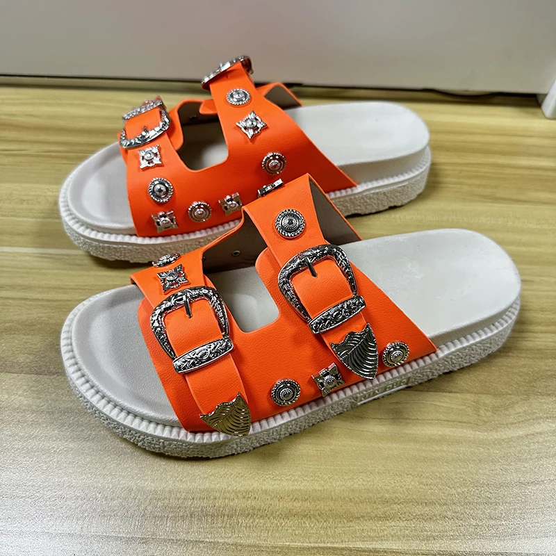 2022 Fashion Women Slippers Street Punk Metal Rivet Charms Outdoor Sandals PU Mules Flip Flops Summer Casual Shoes For Female