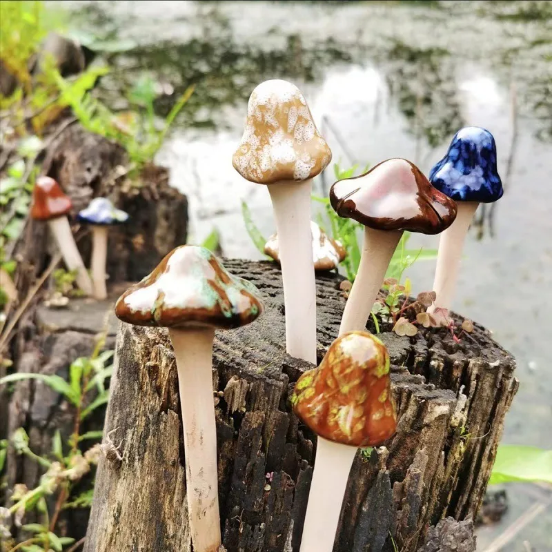 Kiln Change Glaze Ceramic Mini Mushroom Figurine Garden Pot Decor Ceramic Mushroom Ornament