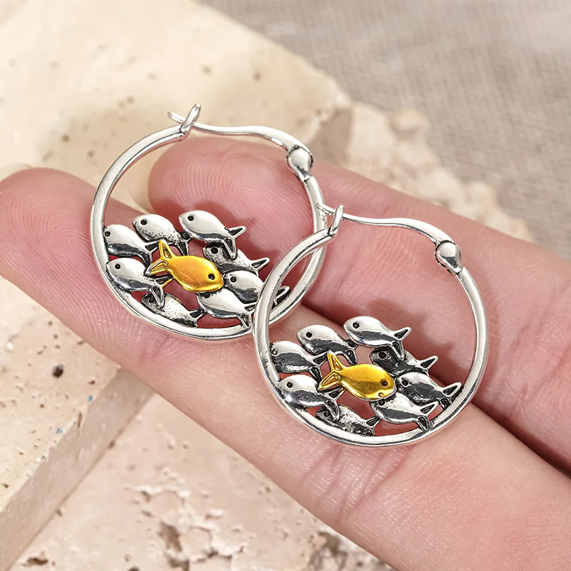 Dual Tone High-end Earrings From Europe and America with Trendy Design, Flowing Out of The Banquet and Elegant Fashion Jewelry