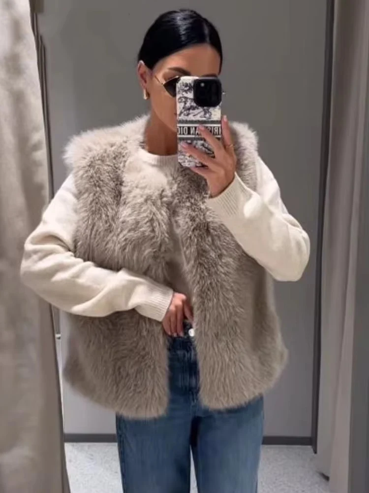 

Faux Fur Vests For Women New Fashion Fluffy Sleeveless Jackets Female Vest Loose Winter Warm Streetwear Waiscoat Tops