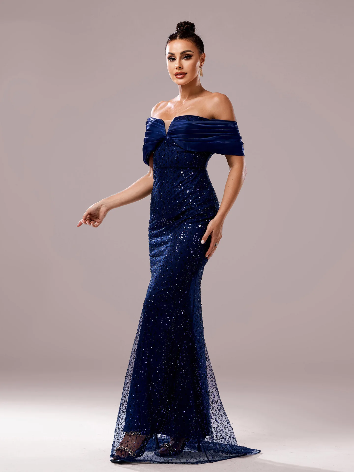 ثوب مسائي واحد oulder Bodycon مصممة بالترتر Fi Tail Dr عبر الحدود المرأة الجديدة Sle عالية الخصر محبوك Dr