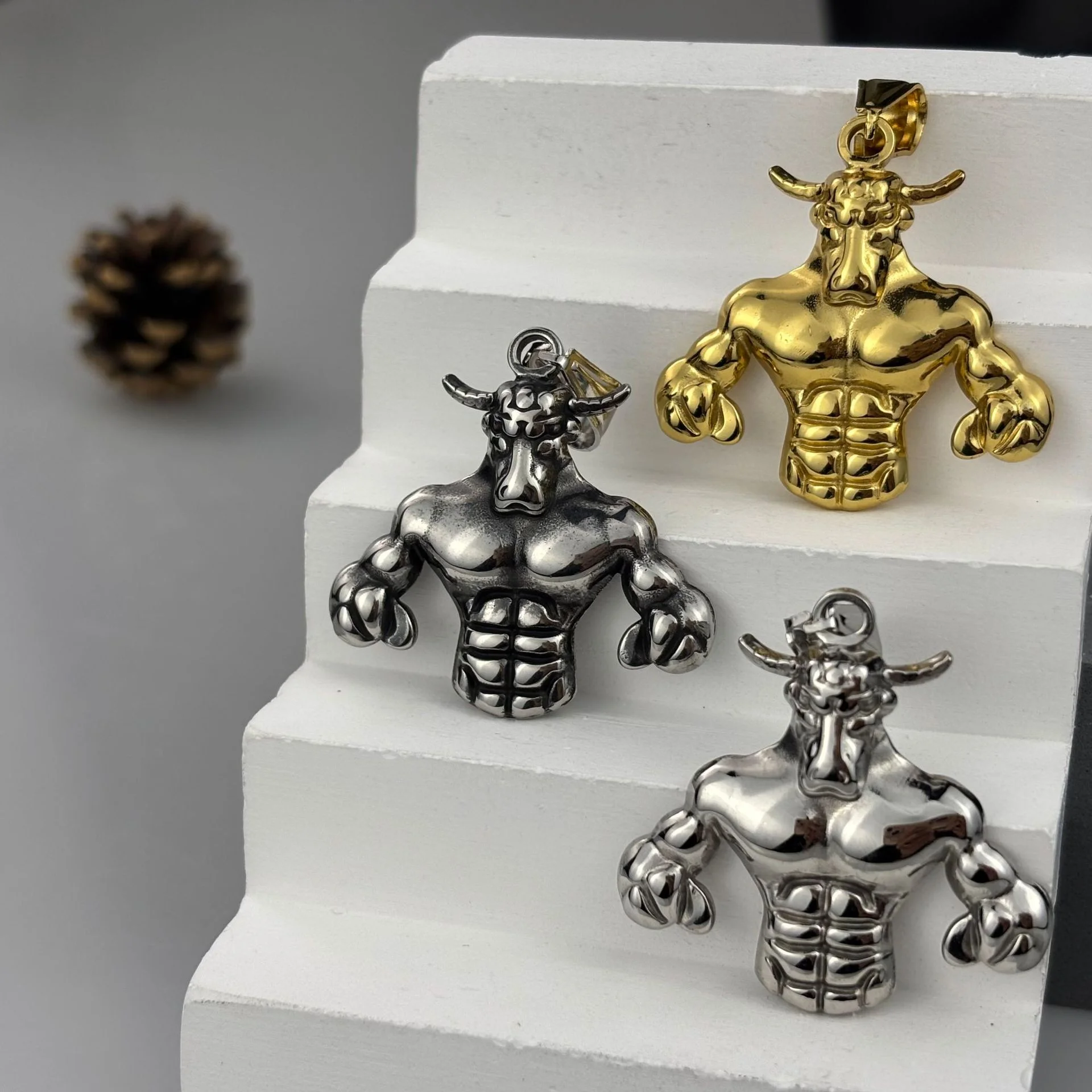 `Men Minotaur Bull Man Pendant Necklace 316L Stainless Steel Gold Plated Greek Myth Totem Retro Hip Hop Fashion Jewelry for Male