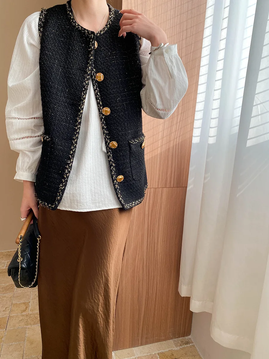 

Spring women's casual solid color bright silk woven round neck pocket decoration vest