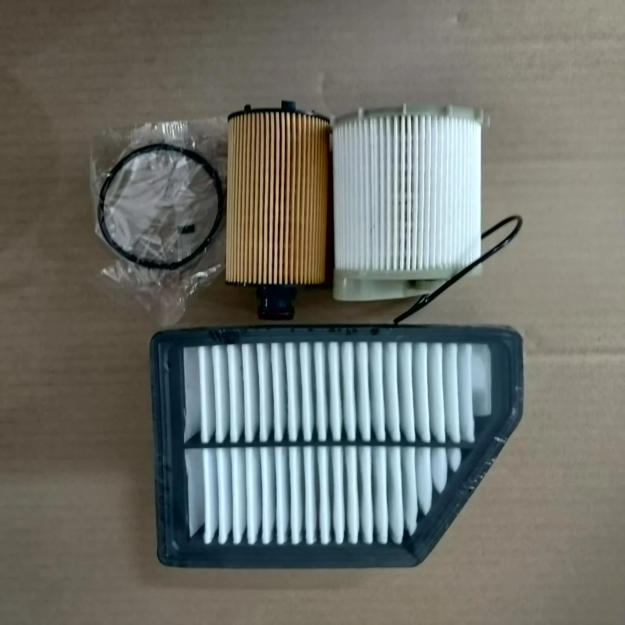

Oil Filter+Air Filter+Diesel Filter For Ssangyong Korando 2.0L 23140-34100